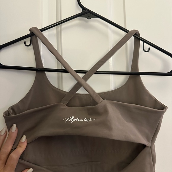 Alphalete Surface sports bra - Picture 2 of 3